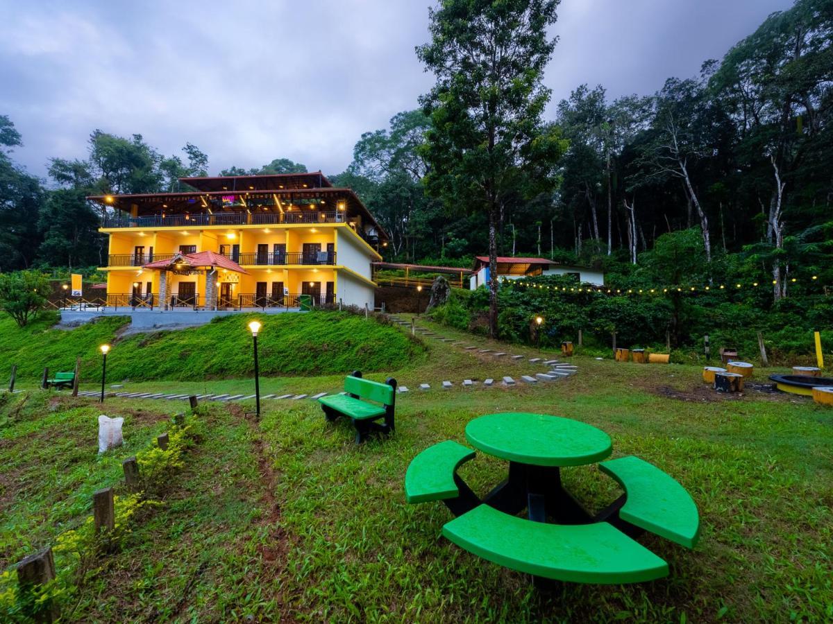The Hosteller Coorg Rainforest, Madikeri Eksteriør billede