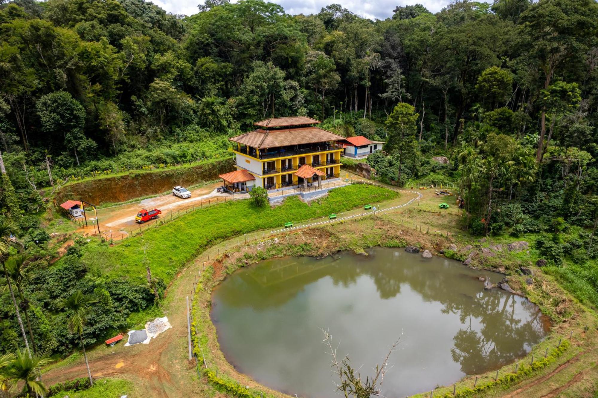 The Hosteller Coorg Rainforest, Madikeri Eksteriør billede